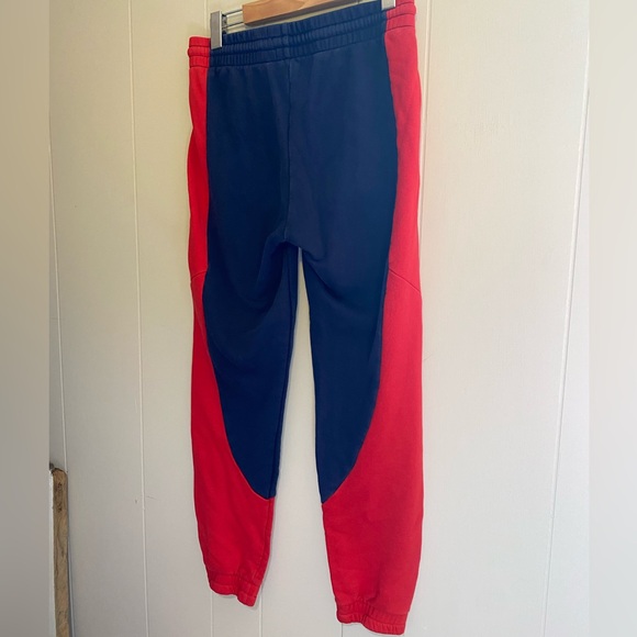 SOLD Aritzia TNA Cozy Fleece Red and Navy Perfect Sweatpants - Picture 2 of 6